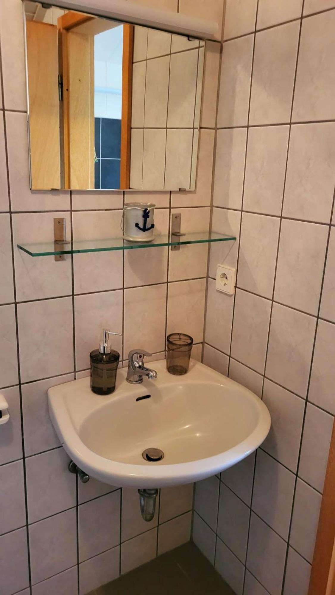 Burhave Gaestehaus 2 Бутьядинген Экстерьер фото